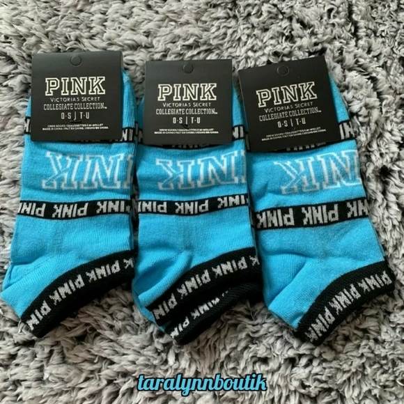 PINK Victoria's Secret Accessories - 🎀VS PINK|Blue No Show Socks🎀